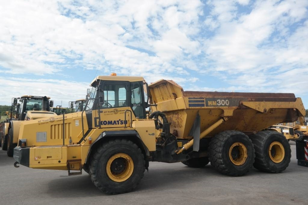 Komatsu HM300-1 - מסיר פסולת מפרקי: תמונה 5 Komatsu HM300-1 - מסיר פסולת מפרקי: תמונה 5
