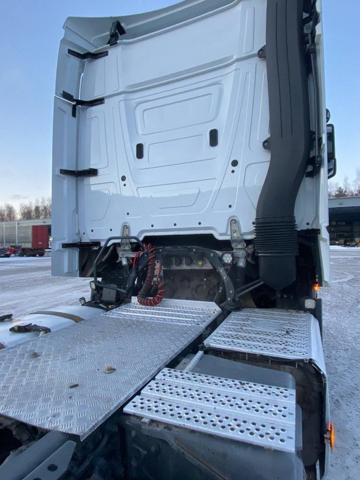 יחידת טרקטור Mercedes-Benz Actros 2658: תמונה 9 יחידת טרקטור Mercedes-Benz Actros 2658: תמונה 9