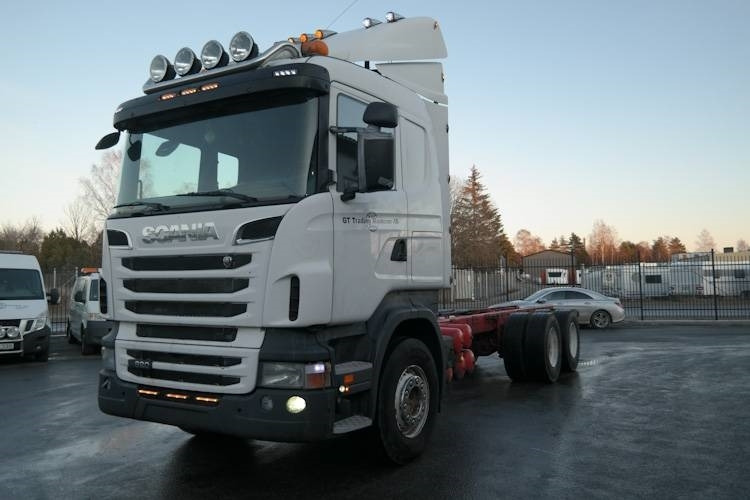 Scania R 620 - משאית עם שלדת תא: תמונה 2 Scania R 620 - משאית עם שלדת תא: תמונה 2