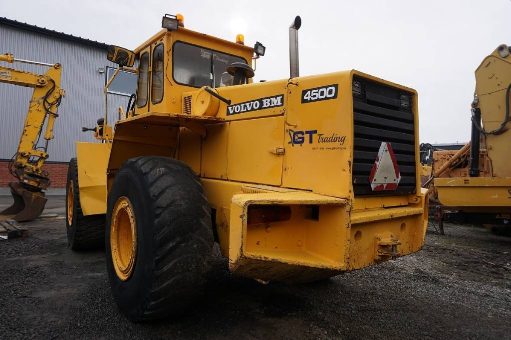 Volvo 4500 - מעמיס גלגלים: תמונה 1 Volvo 4500 - מעמיס גלגלים: תמונה 1