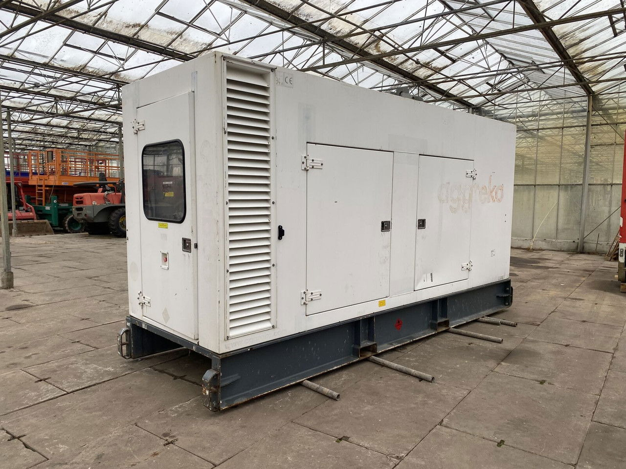 Diversen GHP /QSL9-G8 300 Kva Aggreko GHP /QSL9-G8 300 Kva - ערכת גנרטורים: תמונה 1 Diversen GHP /QSL9-G8 300 Kva Aggreko GHP /QSL9-G8 300 Kva - ערכת גנרטורים: תמונה 1