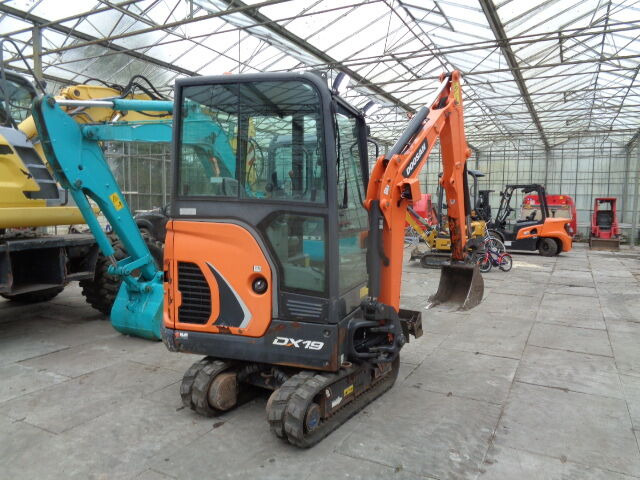 Doosan DX19 - מיני מחפר: תמונה 4 Doosan DX19 - מיני מחפר: תמונה 4