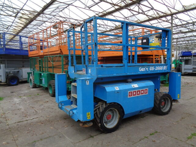 Genie GS2668 - מעלית מספריים: תמונה 2 Genie GS2668 - מעלית מספריים: תמונה 2