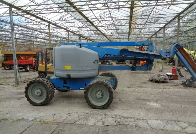Genie Z45/25 - זרוע מרפקי: תמונה 1 Genie Z45/25 - זרוע מרפקי: תמונה 1