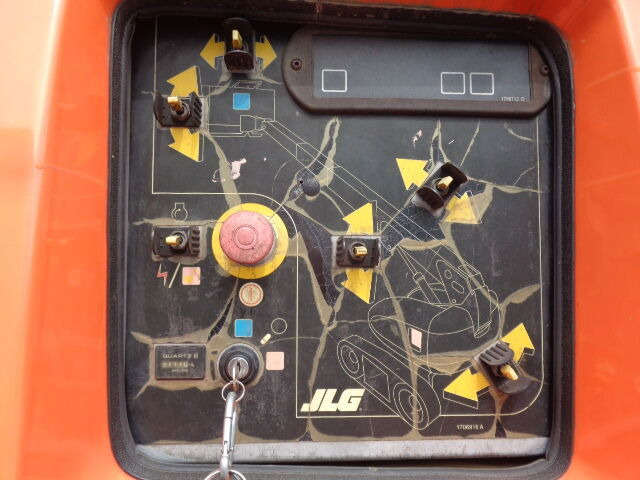 מוט טלסקופי JLG 600 SC: תמונה 7