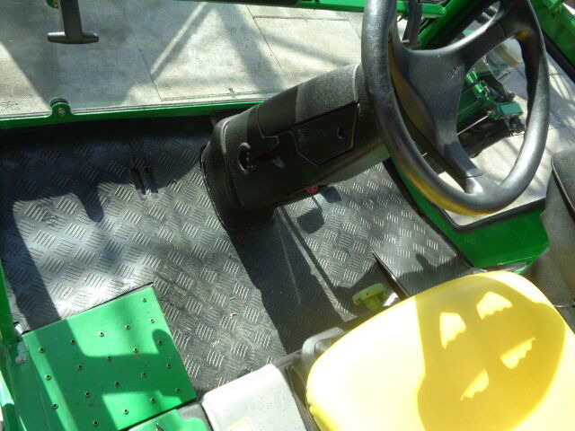 מכסחת גינה John Deere 3235C: תמונה 13