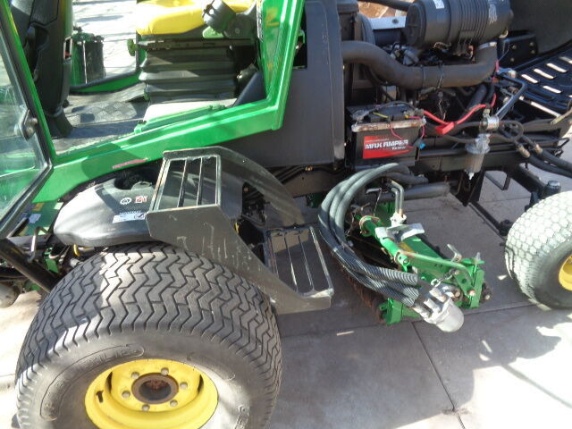 מכסחת גינה John Deere 3235C: תמונה 14