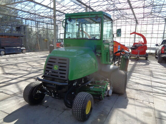John Deere 3235C - מכסחת גינה: תמונה 5 John Deere 3235C - מכסחת גינה: תמונה 5