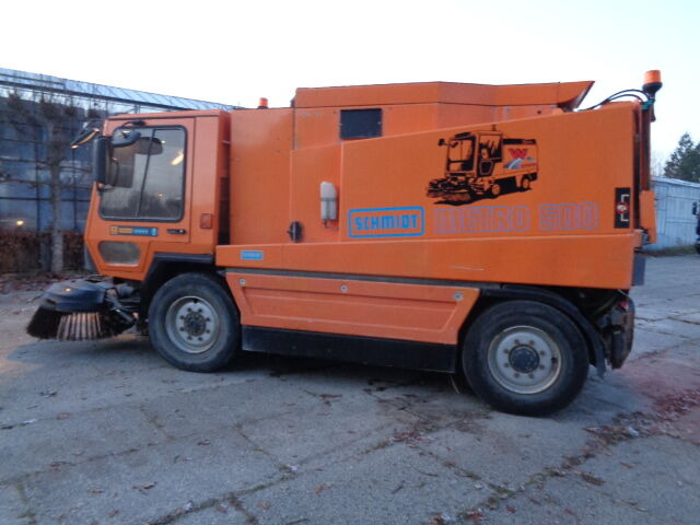 Schmidt Metro 500 4x2 - מטאטא כבישים: תמונה 5 Schmidt Metro 500 4x2 - מטאטא כבישים: תמונה 5