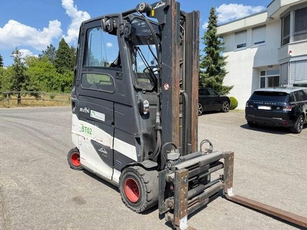 מלגזה חשמלית Linde E30 HL – 01/600: תמונה 6