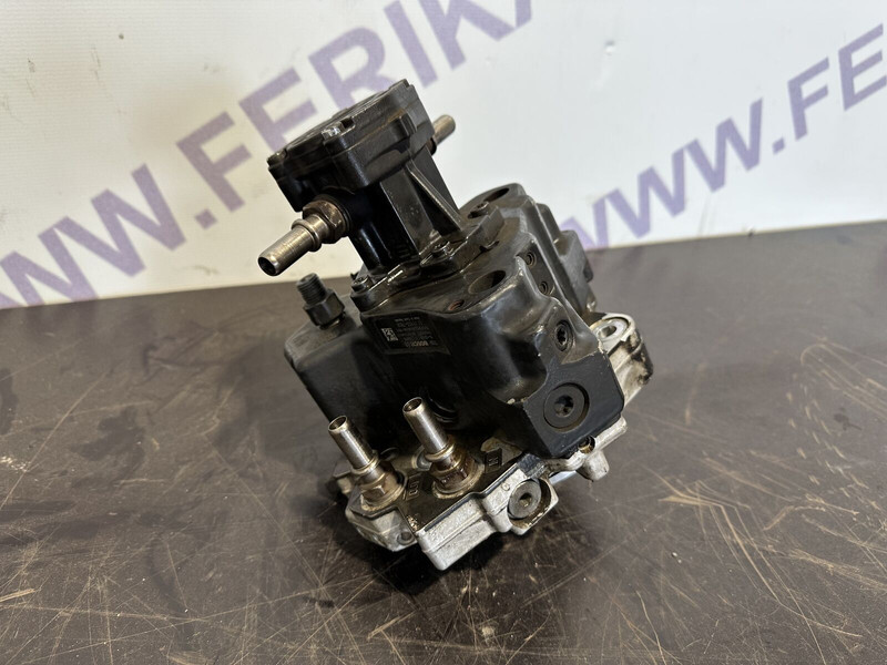 Bosch - משאבת דלק עבור משאית: תמונה 1 Bosch - משאבת דלק עבור משאית: תמונה 1