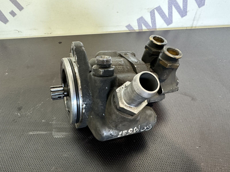 DAF power steering pump - משאבת היגוי עבור משאית: תמונה 1 DAF power steering pump - משאבת היגוי עבור משאית: תמונה 1