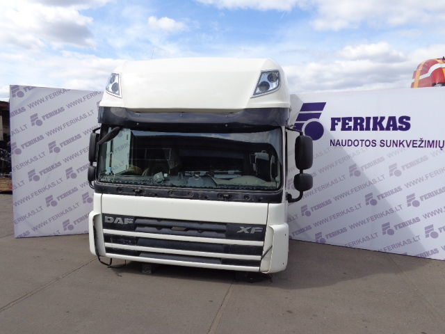 DAF space and super space cabs for sale, big stock "WORLDWIDE DELIVE - תא ופנים הרכב עבור משאית: תמונה 3 DAF space and super space cabs for sale, big stock "WORLDWIDE DELIVE - תא ופנים הרכב עבור משאית: תמונה 3