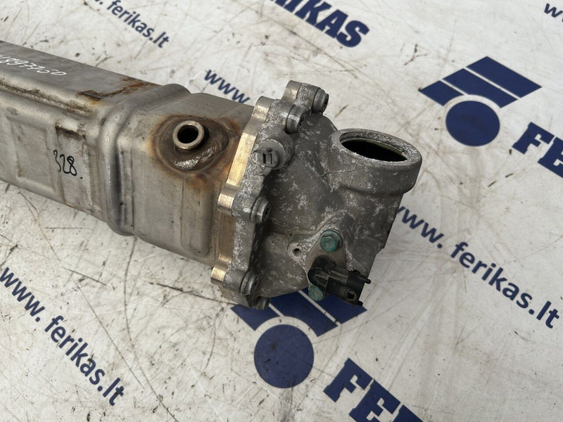 MAN EGR cooler - מנוע וחלקים עבור משאית: תמונה 3 MAN EGR cooler - מנוע וחלקים עבור משאית: תמונה 3