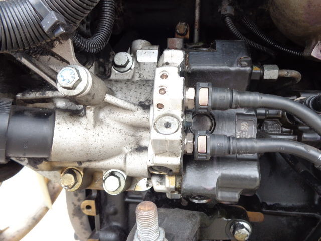 MAN High pressure fuel pump 51111037799 (WORLDWIDE DELIVERY) BOSCH - משאבת דלק עבור משאית: תמונה 1 MAN High pressure fuel pump 51111037799 (WORLDWIDE DELIVERY) BOSCH - משאבת דלק עבור משאית: תמונה 1