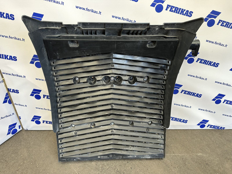 MAN NEW OEM rear right mudguard - גוף וחלק חיצוני עבור משאית: תמונה 3 MAN NEW OEM rear right mudguard - גוף וחלק חיצוני עבור משאית: תמונה 3