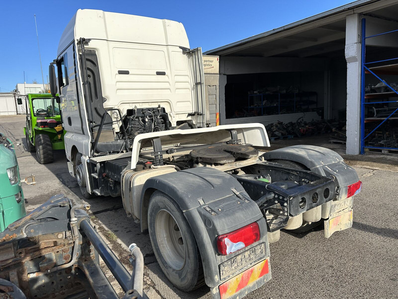 MAN TGX 2018 breaking for parts - תא ופנים הרכב עבור משאית: תמונה 3 MAN TGX 2018 breaking for parts - תא ופנים הרכב עבור משאית: תמונה 3