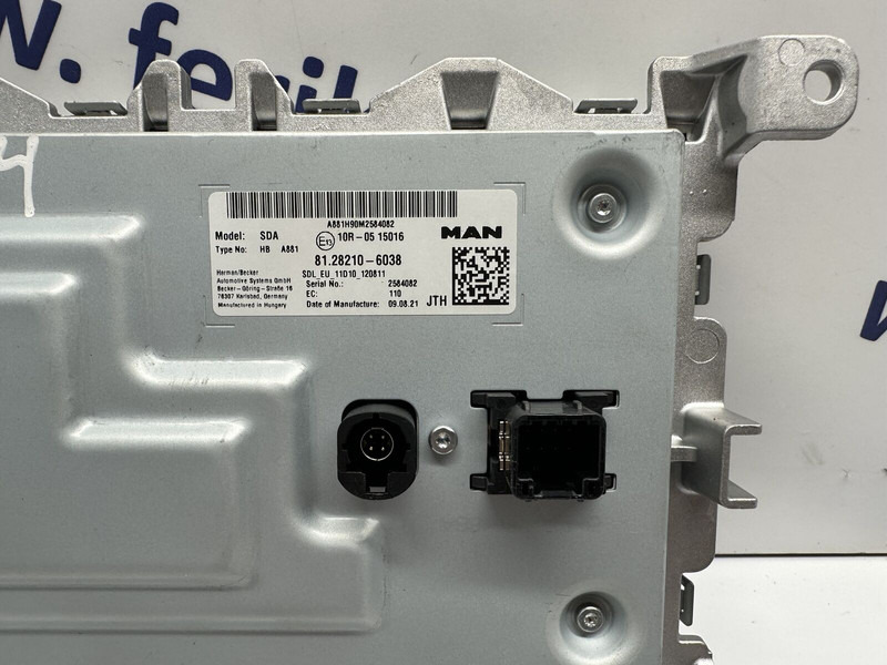 MAN TGX - מערכת חשמל עבור משאית: תמונה 3 MAN TGX - מערכת חשמל עבור משאית: תמונה 3