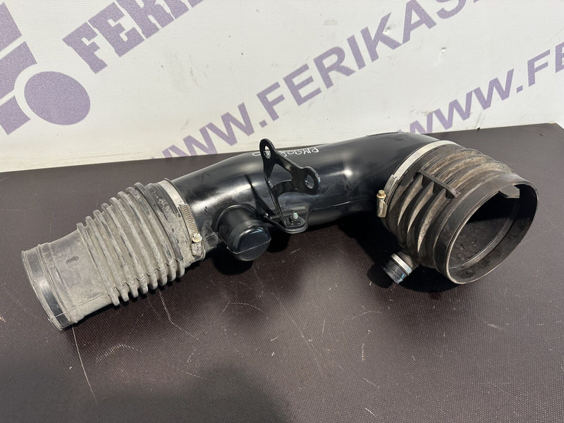 MAN air intake pipe - צינור כניסת אוויר עבור משאית: תמונה 1 MAN air intake pipe - צינור כניסת אוויר עבור משאית: תמונה 1