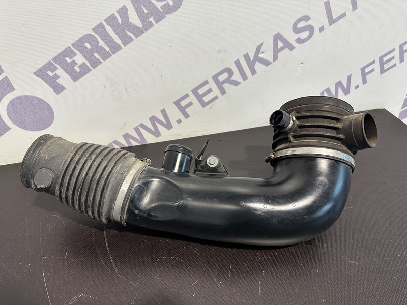 MAN air intake pipe - צינור כניסת אוויר עבור משאית: תמונה 2 MAN air intake pipe - צינור כניסת אוויר עבור משאית: תמונה 2