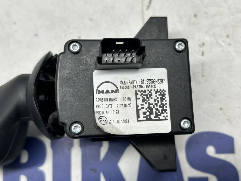 MAN wipers switch, stalk - ממסר עבור משאית: תמונה 3 MAN wipers switch, stalk - ממסר עבור משאית: תמונה 3