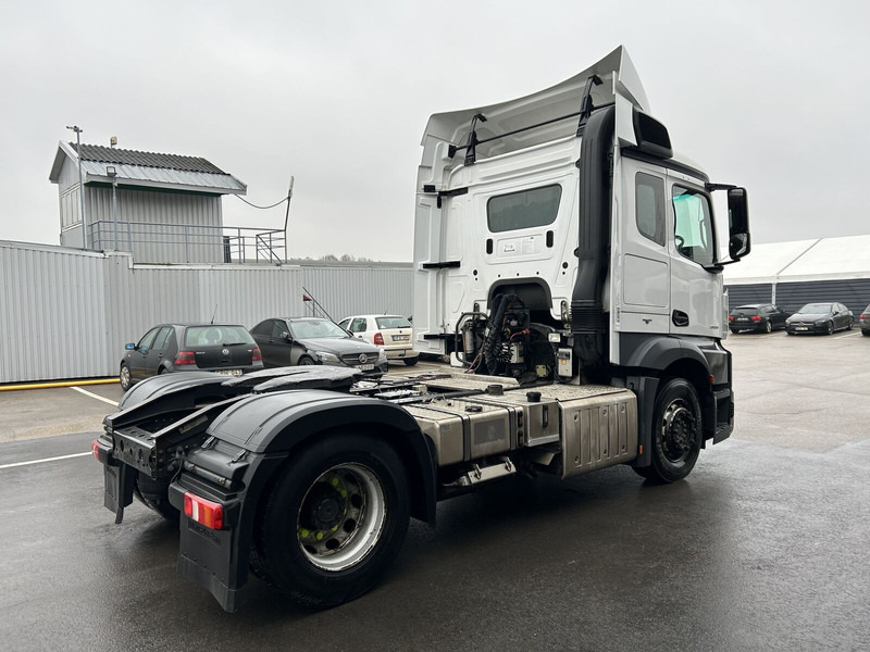 Mercedes-Benz 2018 Mercedes Benz Actros MP4 EURO 6 breaking for parts - תא ופנים הרכב עבור משאית: תמונה 4 Mercedes-Benz 2018 Mercedes Benz Actros MP4 EURO 6 breaking for parts - תא ופנים הרכב עבור משאית: תמונה 4