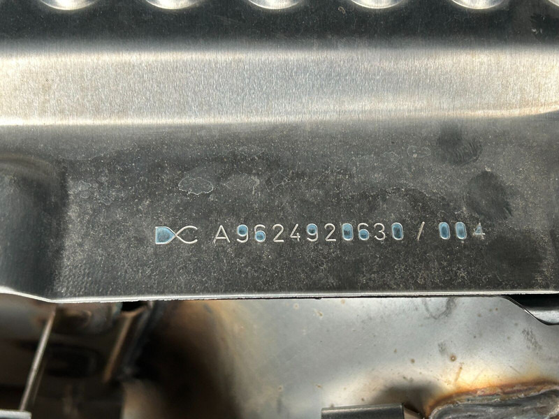 חָדָשׁ ממיר קטליטי עבור משאית Mercedes-Benz exhaust catalyst: תמונה 6 חָדָשׁ ממיר קטליטי עבור משאית Mercedes-Benz exhaust catalyst: תמונה 6