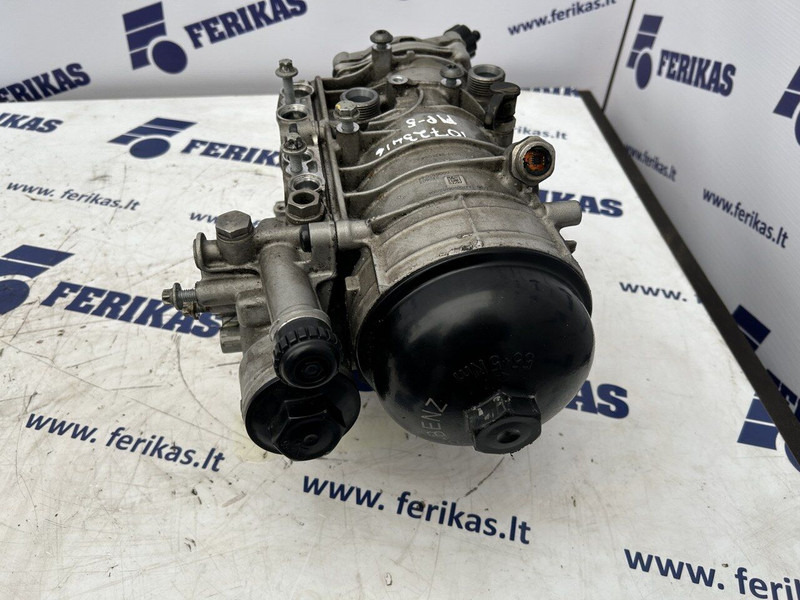 Mercedes-Benz fuel filter housing - מסנן דלק עבור משאית: תמונה 2 Mercedes-Benz fuel filter housing - מסנן דלק עבור משאית: תמונה 2