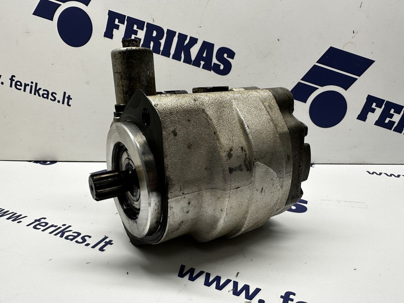 Mercedes-Benz power steering pump - משאבת היגוי עבור משאית: תמונה 5 Mercedes-Benz power steering pump - משאבת היגוי עבור משאית: תמונה 5