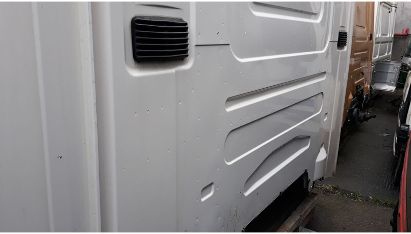 Scania CR19 - תא ופנים הרכב עבור משאית: תמונה 3 Scania CR19 - תא ופנים הרכב עבור משאית: תמונה 3