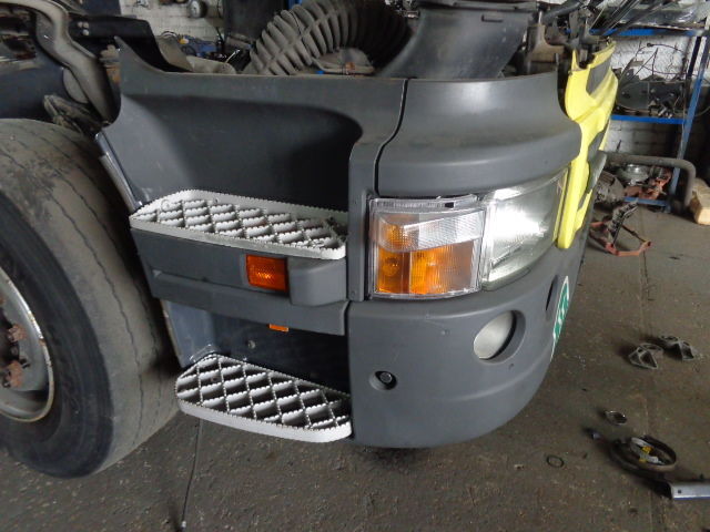 Scania Full complete lower bumper with brackets - פגוש עבור משאית: תמונה 5 Scania Full complete lower bumper with brackets - פגוש עבור משאית: תמונה 5