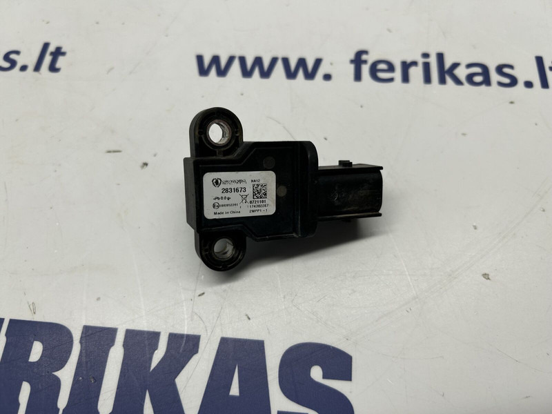 Scania pressure and temperature sensor - חיישן עבור משאית: תמונה 1 Scania pressure and temperature sensor - חיישן עבור משאית: תמונה 1