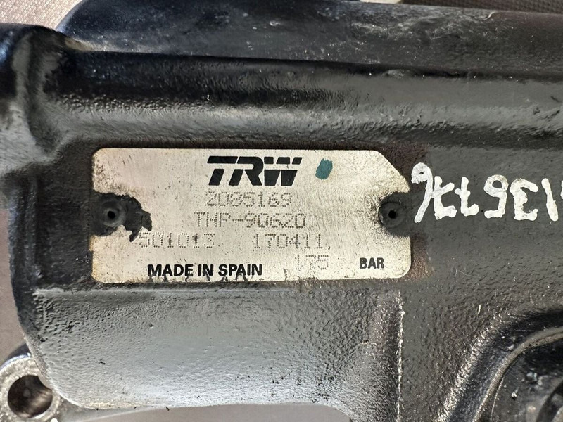 TRW R - עמודת היגוי עבור משאית: תמונה 4 TRW R - עמודת היגוי עבור משאית: תמונה 4