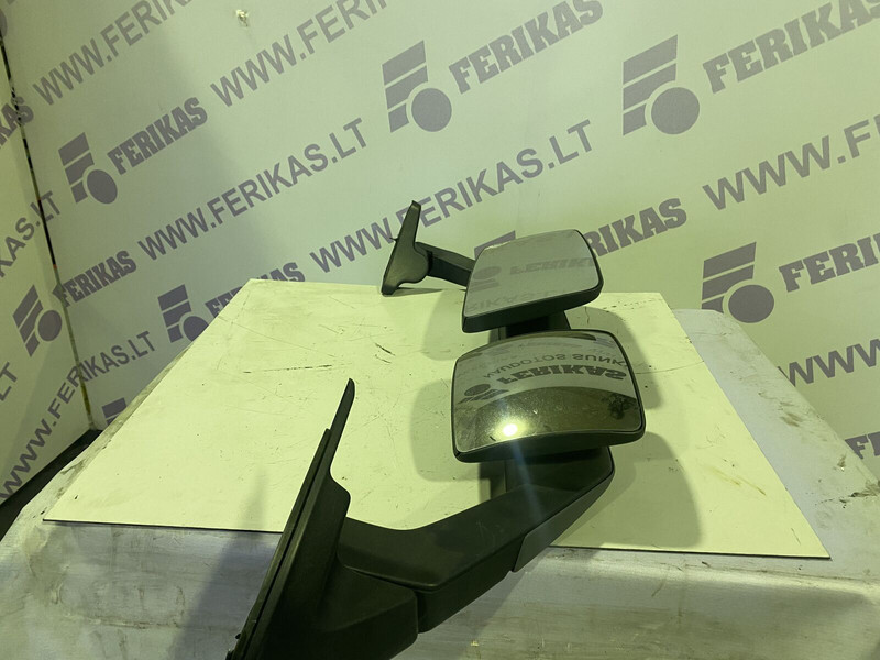 Volvo FH4 - מראה פנימית עבור משאית: תמונה 1 Volvo FH4 - מראה פנימית עבור משאית: תמונה 1