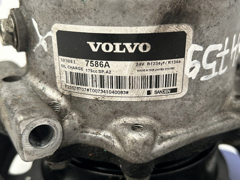Volvo FH - מדחס מזגן: תמונה 5 Volvo FH - מדחס מזגן: תמונה 5
