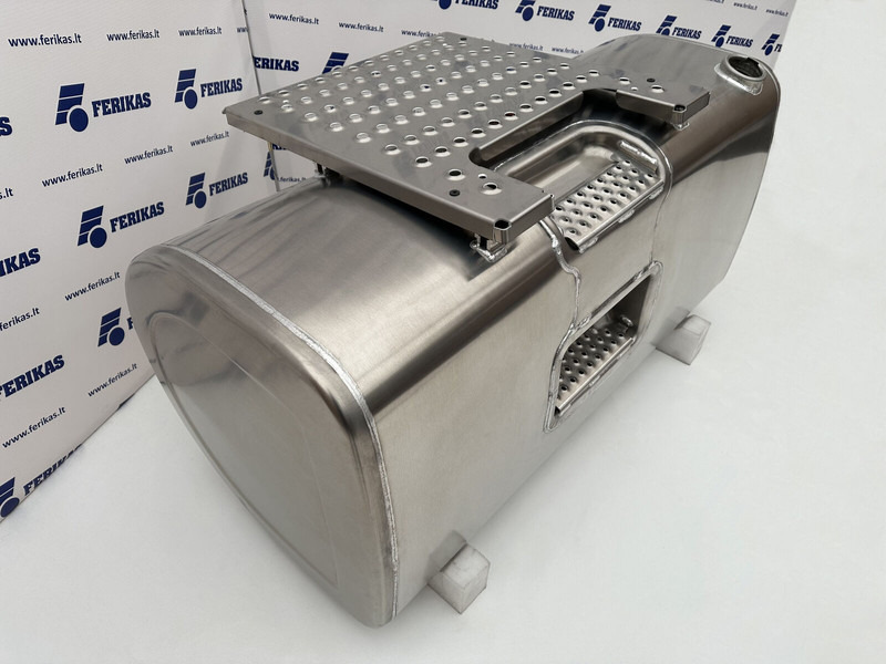 Volvo New aluminum fuel tank 550L - מכל דלק עבור משאית: תמונה 3 Volvo New aluminum fuel tank 550L - מכל דלק עבור משאית: תמונה 3