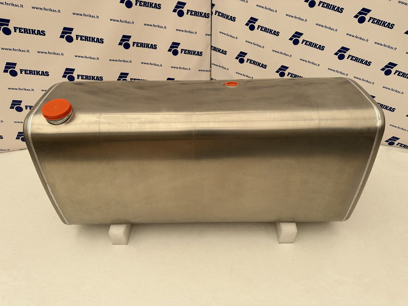 Volvo New aluminum fuel tank 610L - מכל דלק עבור משאית: תמונה 1 Volvo New aluminum fuel tank 610L - מכל דלק עבור משאית: תמונה 1