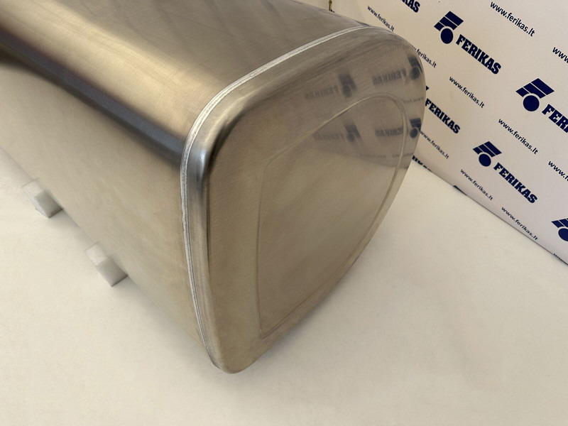 Volvo New aluminum fuel tank 650L - מכל דלק עבור משאית: תמונה 3 Volvo New aluminum fuel tank 650L - מכל דלק עבור משאית: תמונה 3