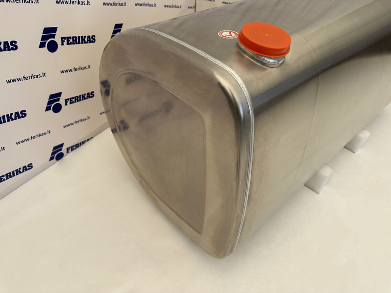 Volvo New aluminum fuel tank 650L - מכל דלק עבור משאית: תמונה 2 Volvo New aluminum fuel tank 650L - מכל דלק עבור משאית: תמונה 2
