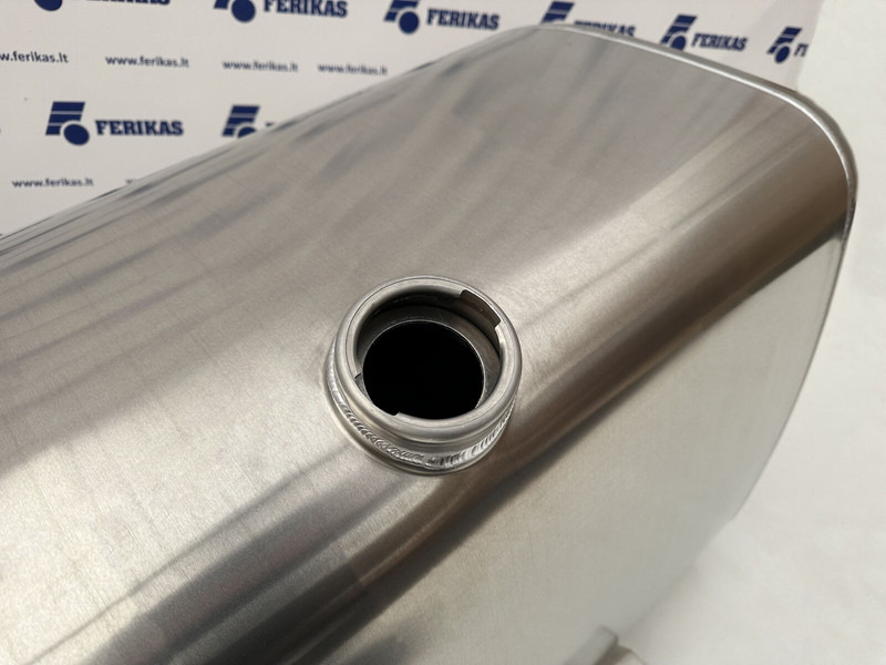 Volvo New aluminum fuel tank 870L - מכל דלק עבור משאית: תמונה 4 Volvo New aluminum fuel tank 870L - מכל דלק עבור משאית: תמונה 4