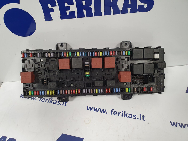 Volvo fuse box - מערכת חשמל עבור משאית: תמונה 1 Volvo fuse box - מערכת חשמל עבור משאית: תמונה 1