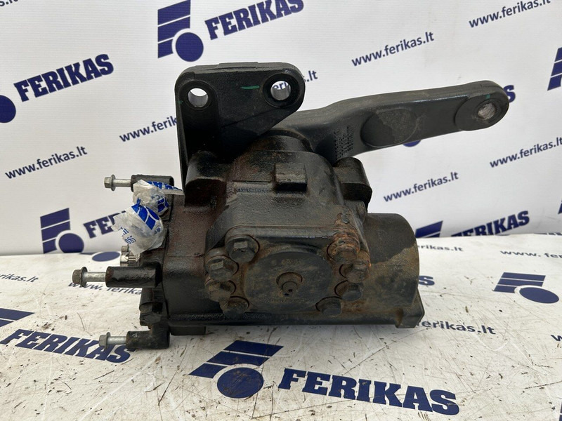 Volvo steering gear - עמודת היגוי עבור משאית: תמונה 1 Volvo steering gear - עמודת היגוי עבור משאית: תמונה 1