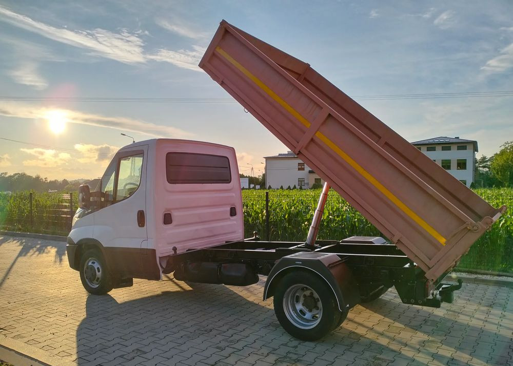 Iveco Daily 35C13 wywrotka wywrot kiper tipper wyklapac - כלי רכב מסחרי מזהיר: תמונה 5 Iveco Daily 35C13 wywrotka wywrot kiper tipper wyklapac - כלי רכב מסחרי מזהיר: תמונה 5