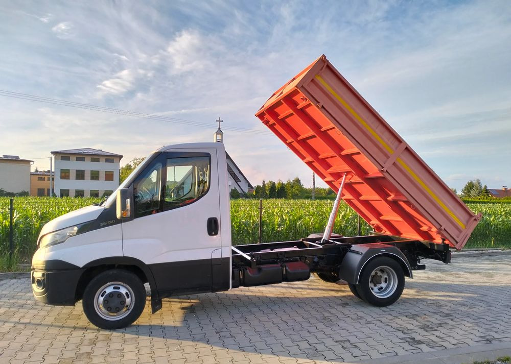 Iveco Daily 35C13 wywrotka wywrot kiper tipper wyklapac - כלי רכב מסחרי מזהיר: תמונה 3 Iveco Daily 35C13 wywrotka wywrot kiper tipper wyklapac - כלי רכב מסחרי מזהיר: תמונה 3