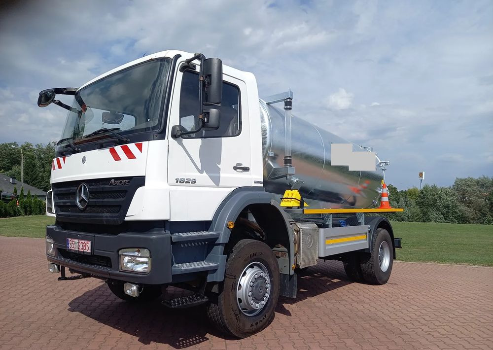 Mercedes-Benz AXOR 1829 4X4 4 WD ALLOARD - משאית מכל: תמונה 4 Mercedes-Benz AXOR 1829 4X4 4 WD ALLOARD - משאית מכל: תמונה 4