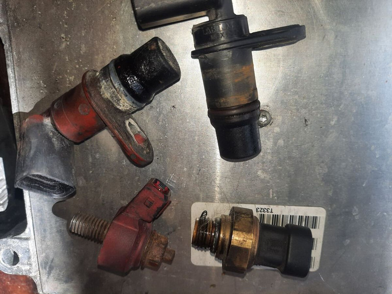 Cummins 239Kvt - ECU: תמונה 4 Cummins 239Kvt - ECU: תמונה 4