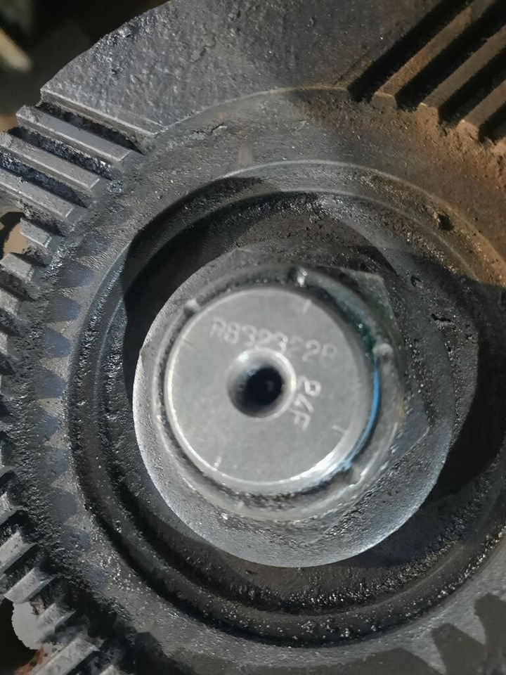 Eaton DANA R832321B - הילוך דיפרנציאלי עבור אוטובוס: תמונה 3 Eaton DANA R832321B - הילוך דיפרנציאלי עבור אוטובוס: תמונה 3
