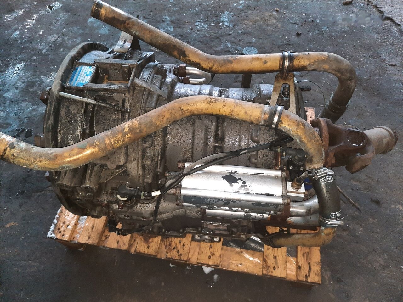 IVECO ZF 6HP604C Cursor 8. 6HP594C IVECO Cursor 8 - תיבת הילוכים עבור אוטובוס: תמונה 1 IVECO ZF 6HP604C Cursor 8. 6HP594C IVECO Cursor 8 - תיבת הילוכים עבור אוטובוס: תמונה 1