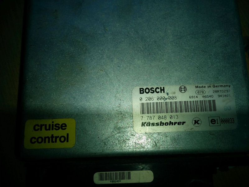 MAN Intarder EST-32 ZF-6009058022 - ECU: תמונה 3 MAN Intarder EST-32 ZF-6009058022 - ECU: תמונה 3