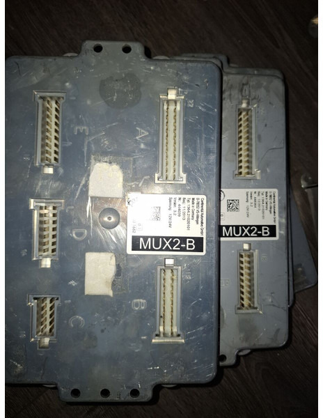 MAN MUX2-M 1364.21020101/ 1364.21010101 - ECU: תמונה 1 MAN MUX2-M 1364.21020101/ 1364.21010101 - ECU: תמונה 1